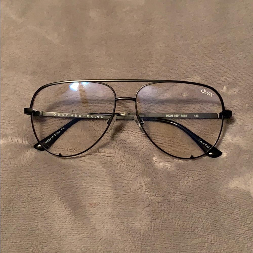 Quay High Key Mini Blue Lights